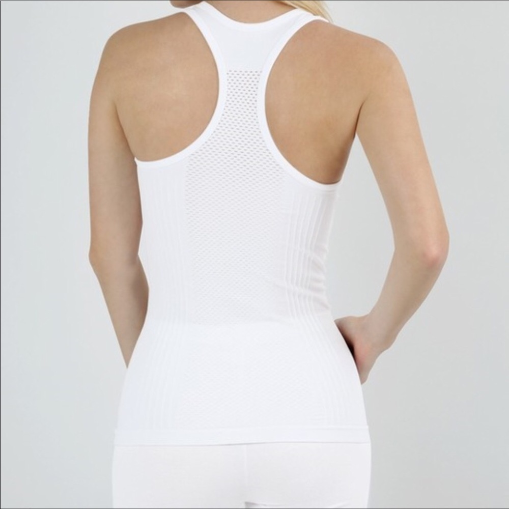 White seamless racerback tank top